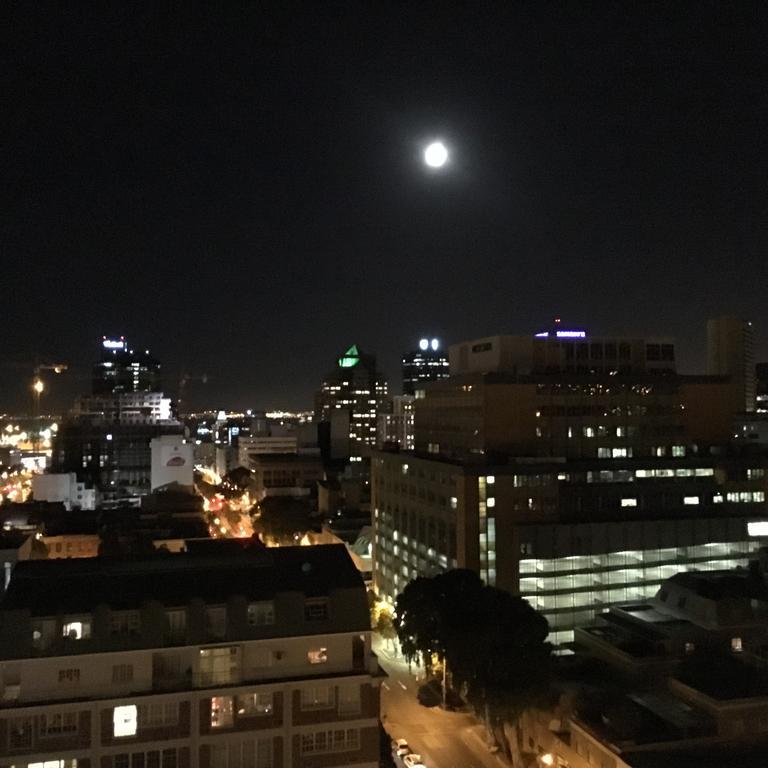 Manhattan Place Cape Town Ngoại thất bức ảnh